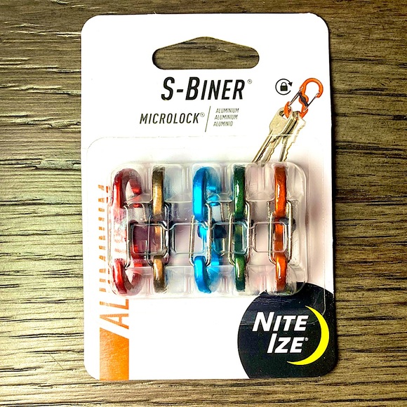 🎁🆕 Tool Set Bundle ~ DIY ~ Unisex ~ Milwaukee ~ Nite Ize S-Biners ~ Master Lock - Picture 2 of 11